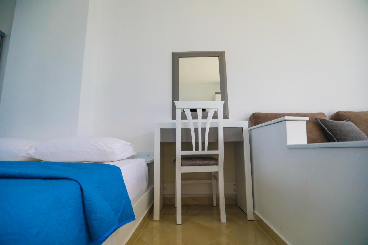 Vila Enxhi Ksamil Bagian luar foto