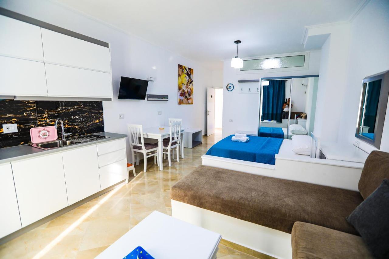 Vila Enxhi Ksamil Bagian luar foto