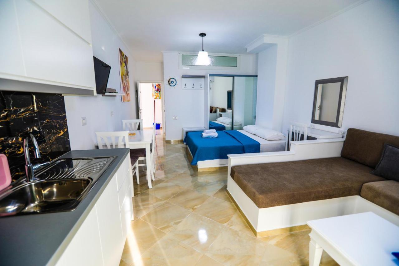 Vila Enxhi Ksamil Bagian luar foto